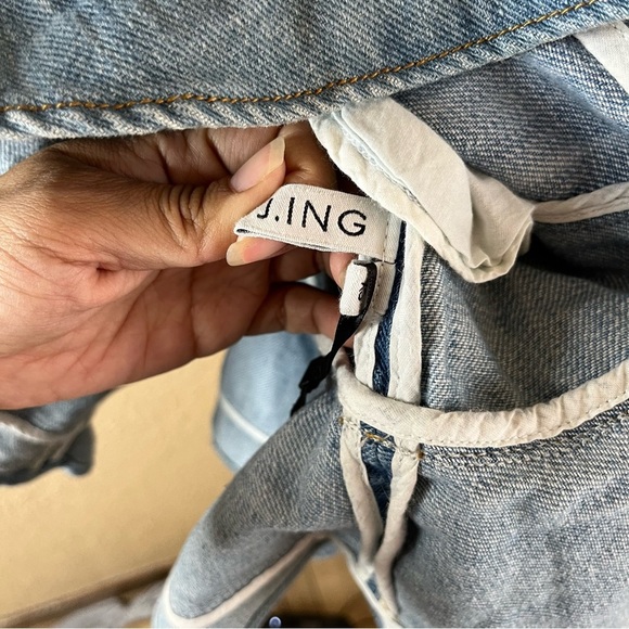 J.ing denim mini dress size xs light wash nwt - Picture 3 of 7